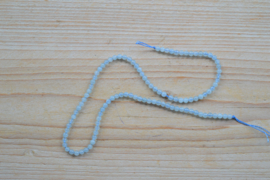 Aquamarin runde Perlen ca.  4,5 mm