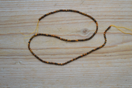 Tijgeroog ronde kralen ca. 2 mm (seedbeads)