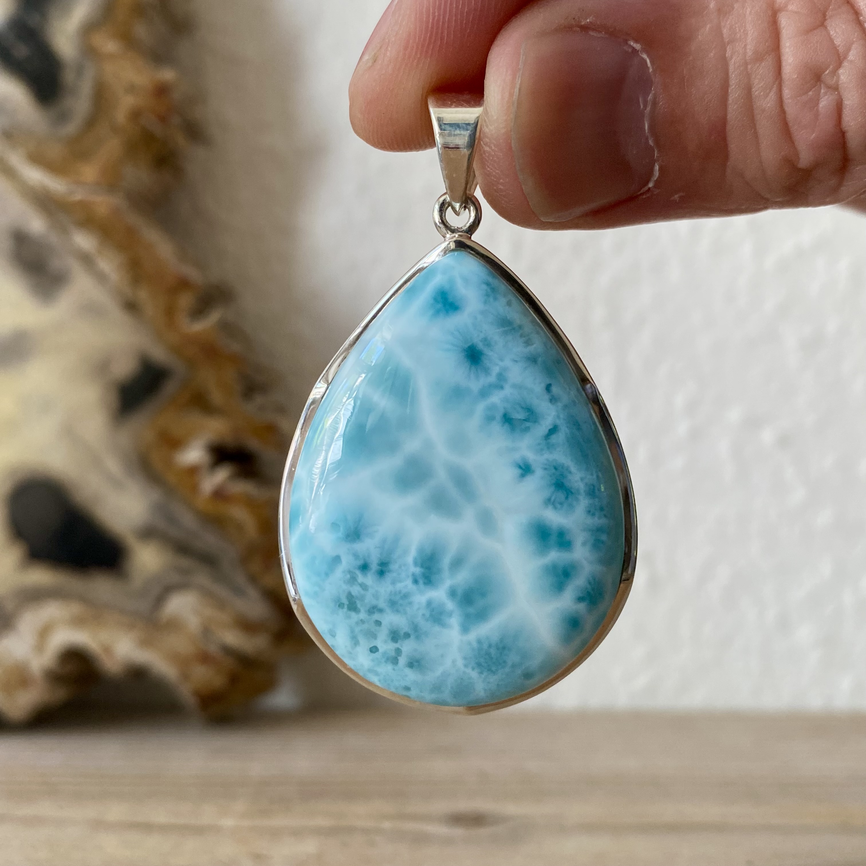 Hanger Larimar in sterling zilver ca. 32 x 45 mm