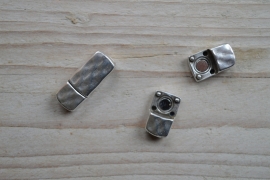 Metalen magneetsluiting 5 mm ca. 10 x 26 mm per stuk