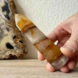 Limonietkwarts/Golden Healer gepolijste toren