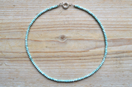 Kort kettinkje van Larimar