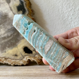 Carribean Blue Calciet gepolijste toren
