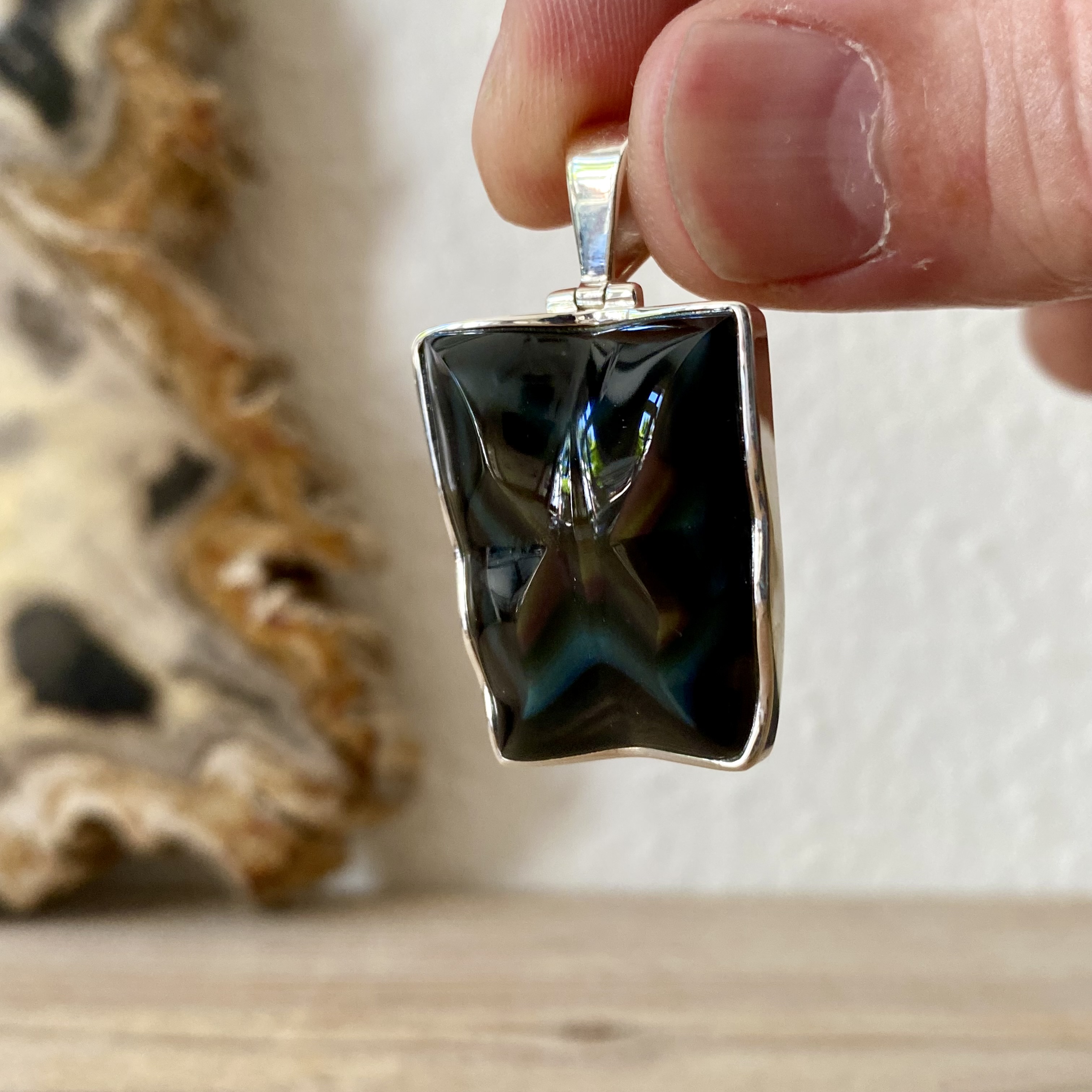 Hanger Regenboog Obsidiaan in sterling zilver ca. 23 x 30 mm