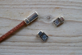 Metalen magneetsluiting 5 mm ca. 9 x 21 mm per stuk