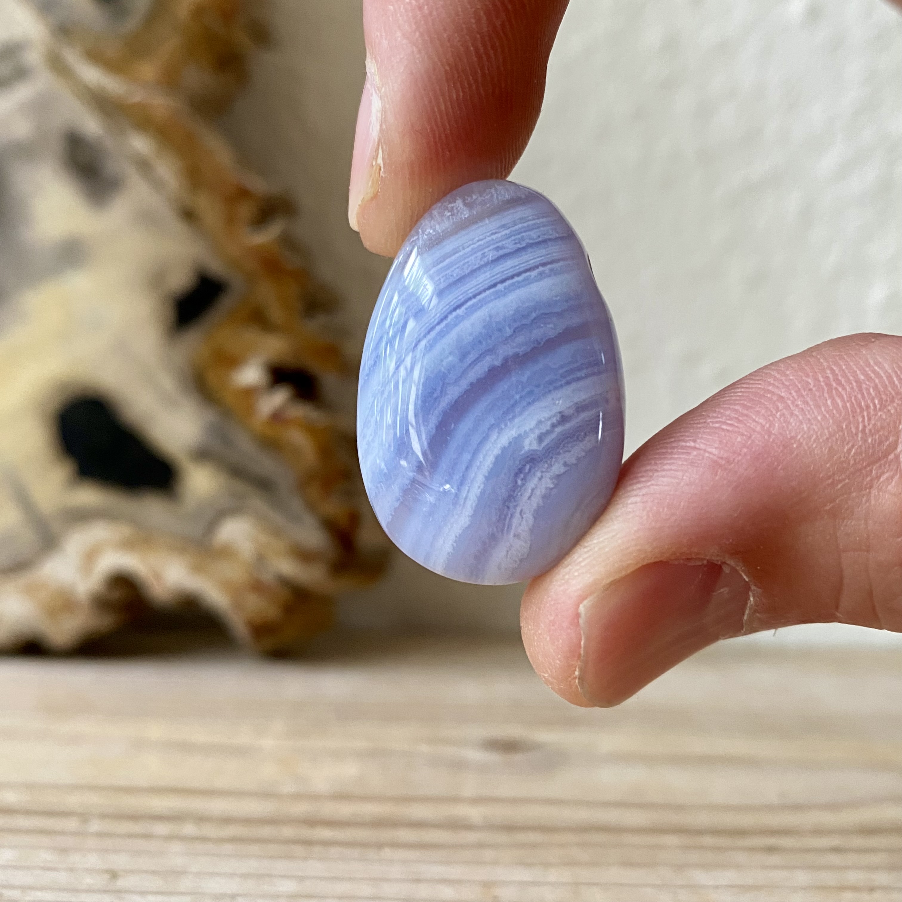 Chalcedoon hanger C ca. 20 x 30 mm