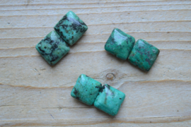 Afrikaans turquoise kussentjes ca. 14 mm per 2