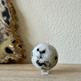 Regenboog Maansteen bol