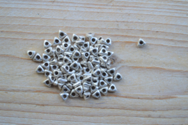 Metalen tussenkraal ca. 7 x 7 mm per 15 stuks