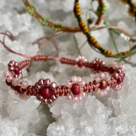 Miyuki Bloemenarmbandje met schuifknoop