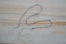 Regenboog Fluoriet gefacetteerde ronde kralen ca. 2 mm (seedbeads)