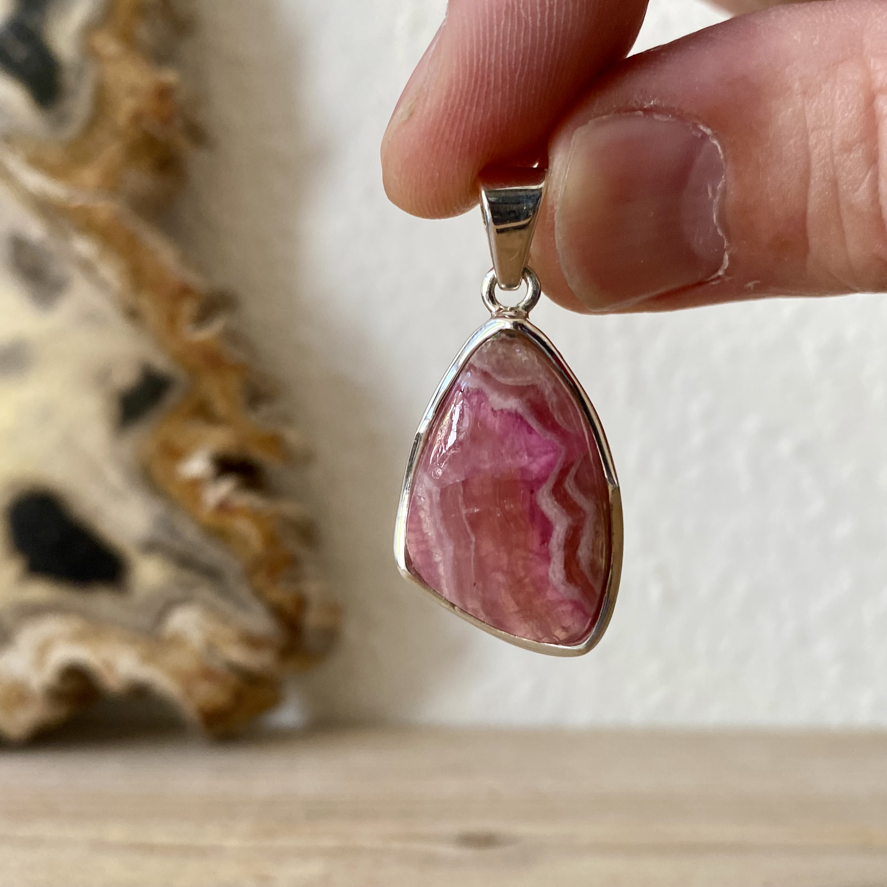 Hanger Cobalto Calciet in sterling zilver ca. 18 x 31 mm