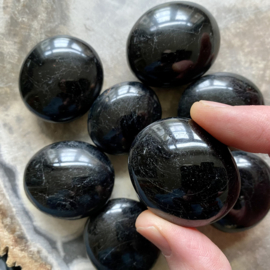 Zwarte Toermalijn zaksteen