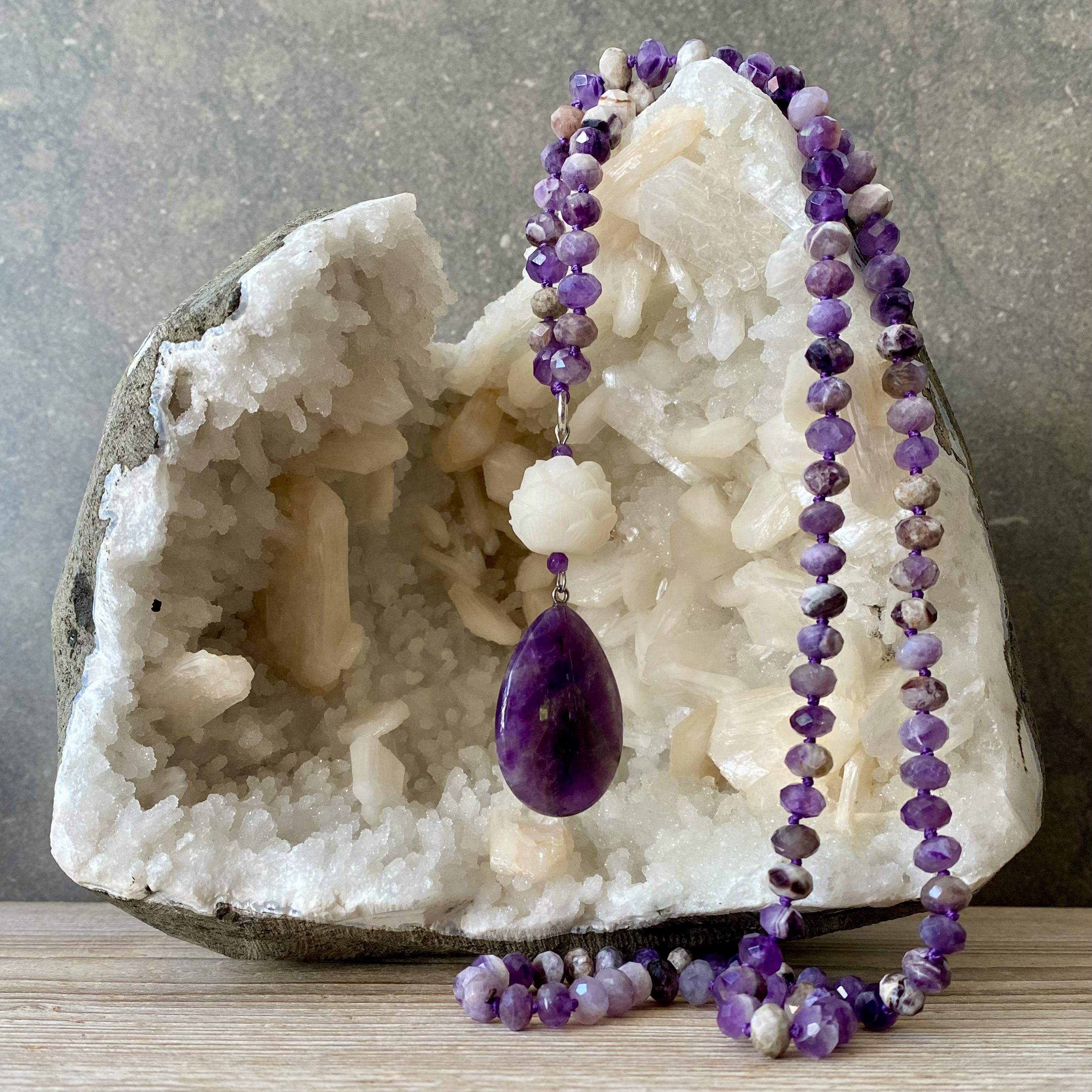 Chevron Amethist Mala