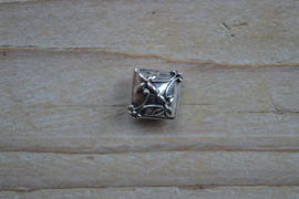 Kraal sterling zilver ca. 15 x 8 x 15 mm