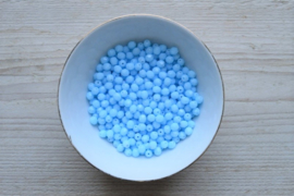 FP6-111 Facet 6 mm Opaque Sky Blue per 25 stuks