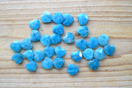 Apatiet gefacetteerde platte hartjes ca. 12 mm A klasse per stuk