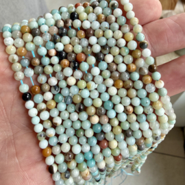 Meerkleurig amazoniet ronde kralen ca. 4 mm
