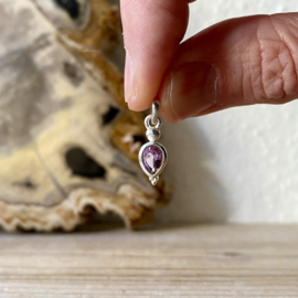 Sterling zilver hangertje met Amethist