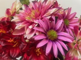 Kunstbloemen boeket "Onze lieve vrouwen toren"