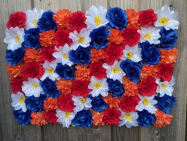 Bloemenmuur/flowerwall koningsdag kleuren 40x60 cm