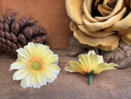 Kunstbloemen madeliefjes geel, diameter 5,5 cm