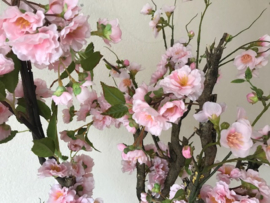 Bloesemboom met roze zijde bloesem inclusief pot 100 cm
