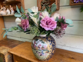 Kunstbloemen boeket oud roze met eucalyptus