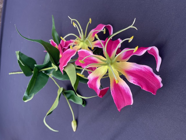 Kunstbloem/kunsttak gloriosa 77 cm