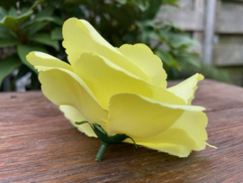 Kunstbloemen licht gele rozen, diameter 10 cm