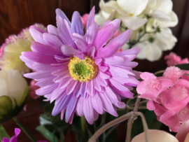 Kunstbloemen boeket paars, roze en crème