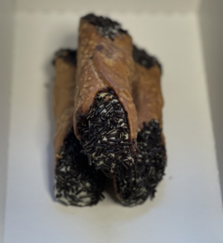 Cannoli stracciatella