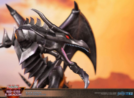 Yu-Gi-Oh! - Red-Eyes B. Dragon - Black Edition - 33 Cm.