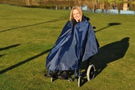 Poncho voor de rolstoel zonder mouwen en ongevoerd, rolstoelkleding