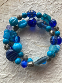 Glaskralen armband met blauw en turquoise  kralen