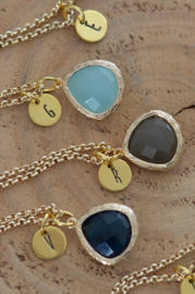 Ketting jasseron goudkleurig met glashanger en CUSTOMIZE je eigen initiaal