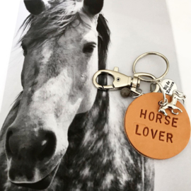 Sleutelhanger leren cirkel met tekst: paarden meisje, horse lover of naam paard