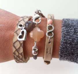 Armbanden MIX & MATCH beige