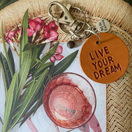 Sleutelhanger leren cirkel met tekst: live your dream