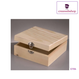 kistje in hout vierkant (E704)