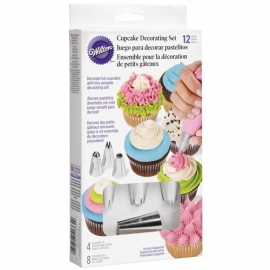 Wilton Cupcake Decorating set/12