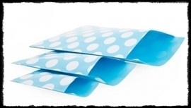 Papieren zakjes, blauw met dots - 7x13 cm. - 5 stuks
