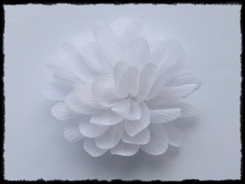 XL-bloem - chiffon met glitter, wit - 65mm.