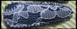 (gr) Haarkniphoesjes incl knipjes - donkerblauw met kant - 5,5 cm.