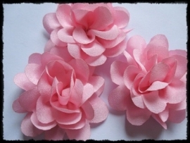 XL-bloem - zijdeachtig roze - 5 cm.