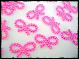 Parelstrikjes roze - 10 stuks -  16 mm.