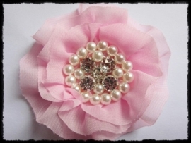 XL-bloem - luxe chiffon met parels en strassteentjes, roze - 9 cm.