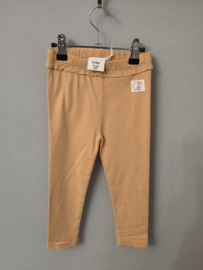 50.Legging Feetje