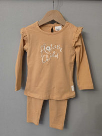 30. Setje Feetje (longsleeve+broek)