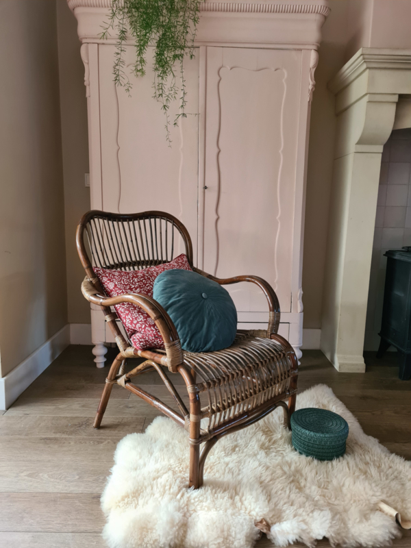 Rotan fauteuil antiek | en krukken | Cornelia`s Home